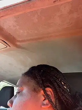 Deshay30 online show from 10.15.25