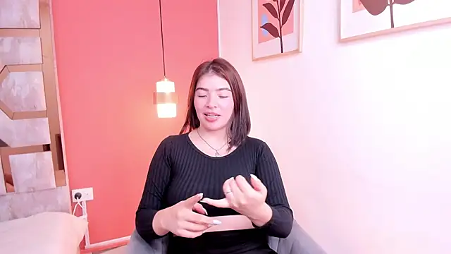Zamira Taylor online show from 06.04.26