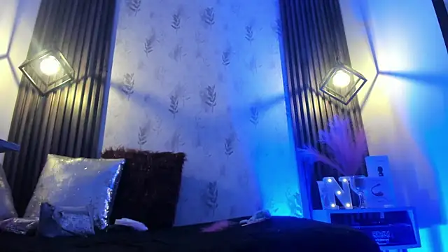 NahomyCarther online show from 07.22.26