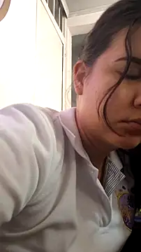 Snapshot of brii69 chatting on 05.19.26 brii69 online show from 05.19.26