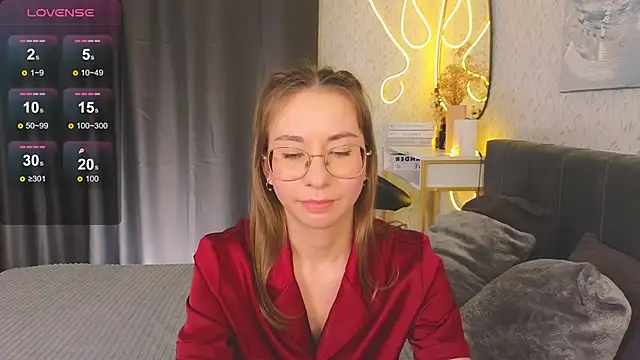 Snapshot of CuteJane_ chatting on 02.24.25 CuteJane online show from 02.24.25