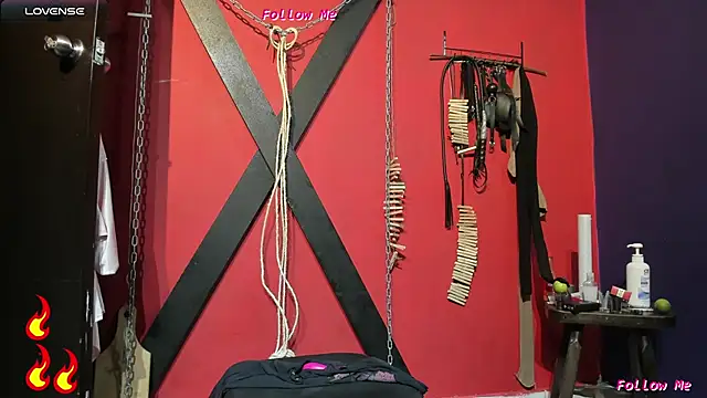 Snapshot of BDSM_SUBMISSION3 chatting on 03.15.25 BDSM SUBMISSION3 online show from 03.15.25