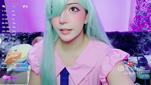 Snapshot of Niconya chatting on 04.25.26 Niconya online show from 04.25.26