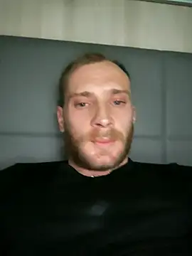 Snapshot of Lorenzz95 chatting on 02.24.25 Lorenzz95 online show from 02.24.25