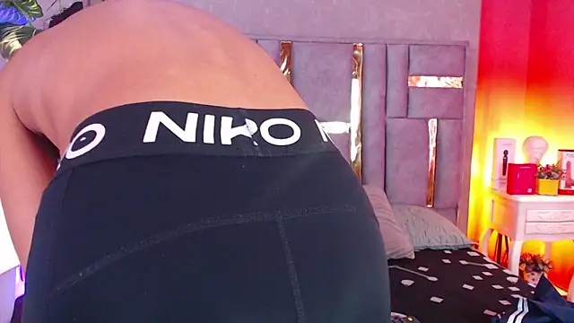 Tyla Ks online show from 09.26.25