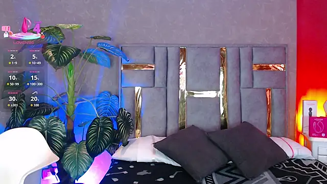 Tyla Ks online show from 12.19.25