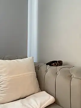 Snapshot of laraaaaaa chatting on 02.12.26 laraaaaaa online show from 02.12.26