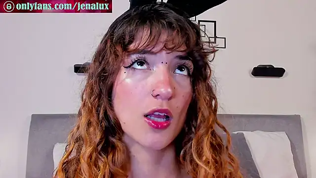 Snapshot of jennalux_ chatting on 04.17.26 jennalux online show from 04.17.26