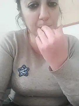 Snapshot of sokiee chatting on 02.27.25 sokiee online show from 02.27.25