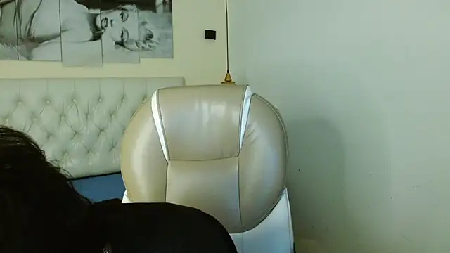 Snapshot of RyanKing19 chatting on 02.25.25 RyanKing19 online show from 02.25.25