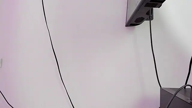 Snapshot of MelaniJhonson chatting on 11.06.25 MelaniJhonson online show from 11.06.25