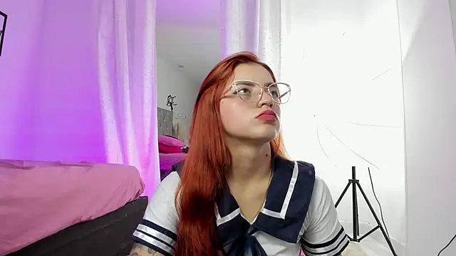 Snapshot of MelaniJhonson chatting on 11.09.25 MelaniJhonson online show from 11.09.25