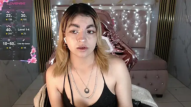 lili conor s online show from 09.23.25