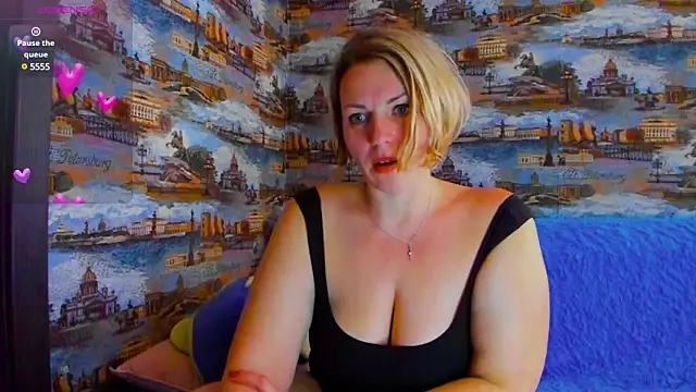 LadyLucky  online show from 03.13.25