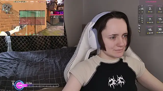 Luna Loveee online show from 02.20.26