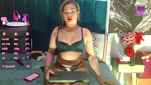 Mariana star1 online show from 10.05.25