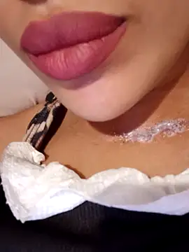 Sexlove1xo online show from 11.01.25