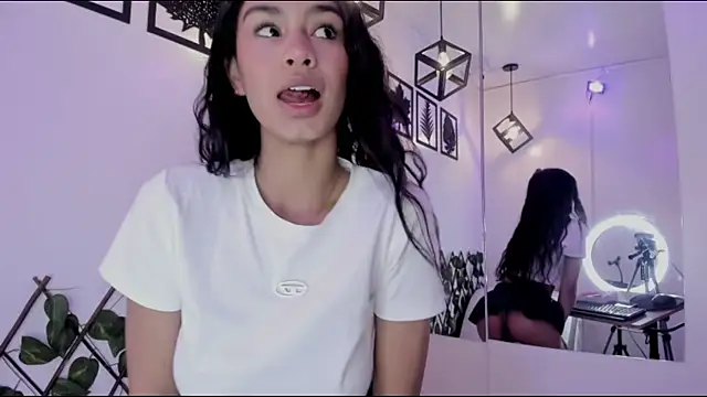 Anniie  Evans online show from 03.10.25