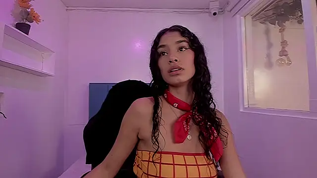 Anniie  Evans online show from 10.31.25