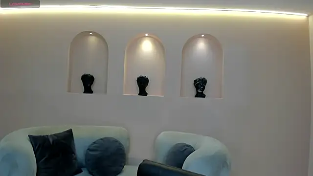 BrunaThompson online show from 03.08.25