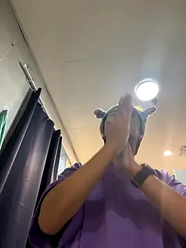 Snapshot of Anson0722 chatting on 10.30.25 Anson0722 online show from 10.30.25