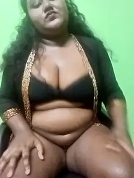 Snapshot of horny_diana chatting on 03.04.25 horny diana online show from 03.04.25