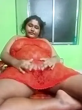 Snapshot of horny_diana chatting on 03.11.25 horny diana online show from 03.11.25