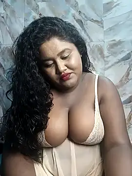 Snapshot of horny_diana chatting on 09.20.25 horny diana online show from 09.20.25