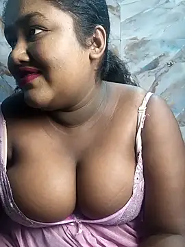 Snapshot of horny_diana chatting on 09.22.25 horny diana online show from 09.22.25