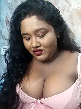 Snapshot of horny_diana chatting on 10.11.25 horny diana online show from 10.11.25