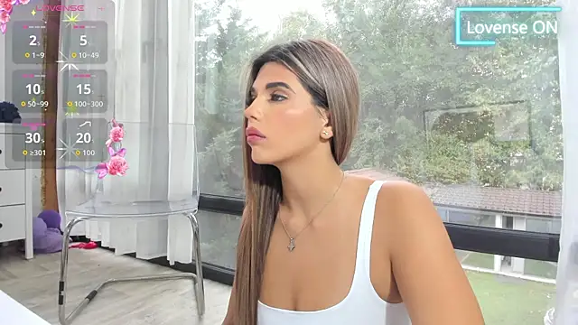 Bella Posh online show from 09.10.25