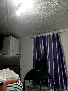 Ramona870 online show from 12.20.25