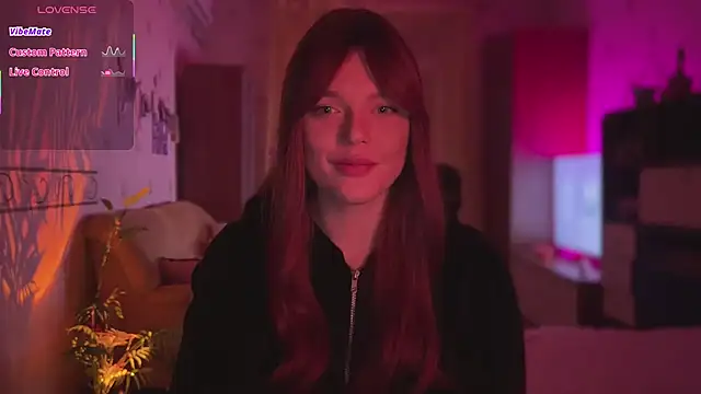 Snapshot of CherryRed_Girl chatting on 02.06.26 CherryRed Girl online show from 02.06.26