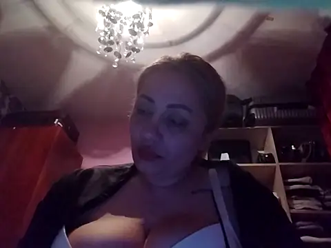wife45bbw online show from 03.17.25