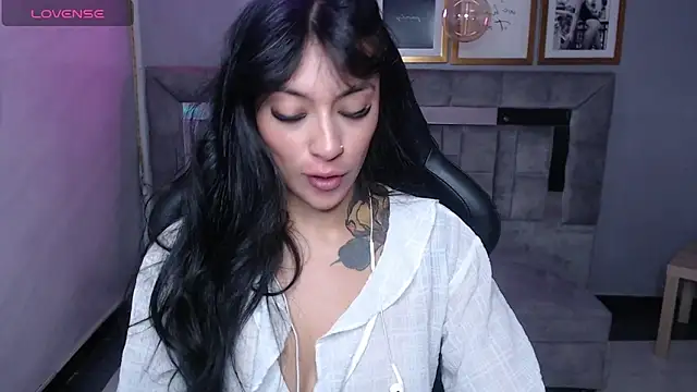 Isabella Collen v online show from 09.11.25