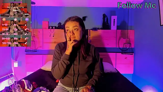 ChloeAllennn online show from 02.02.26