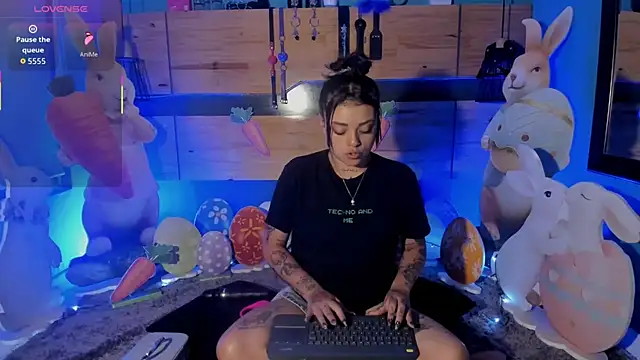 ChloeAllennn online show from 03.28.26