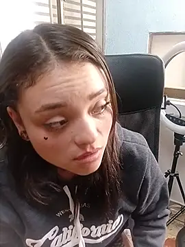 ChloeAllennn online show from 05.19.26