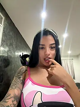Snapshot of Antonella_Smiith_ chatting on 09.16.25 Antonella Smiith online show from 09.16.25