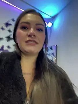 Luna kitty online show from 11.14.25