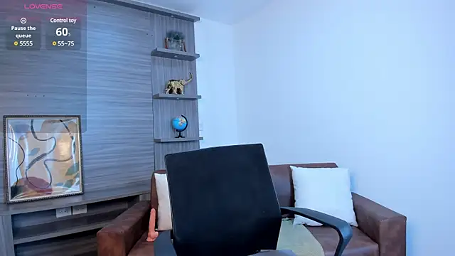 Ivaannaa  online show from 03.05.25