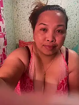 Snapshot of Sweet_fatty18 chatting on 01.27.25 Sweet fatty18 online show from 01.27.25
