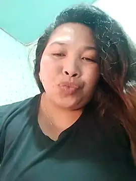 Snapshot of Sweet_fatty18 chatting on 02.20.25 Sweet fatty18 online show from 02.20.25