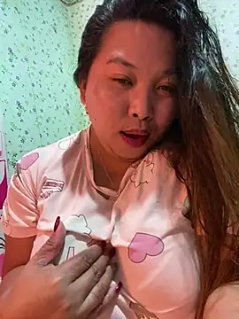 Snapshot of Sweet_fatty18 chatting on 02.25.25 Sweet fatty18 online show from 02.25.25