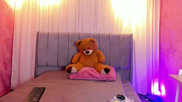 nanii velvett online show from 02.27.25
