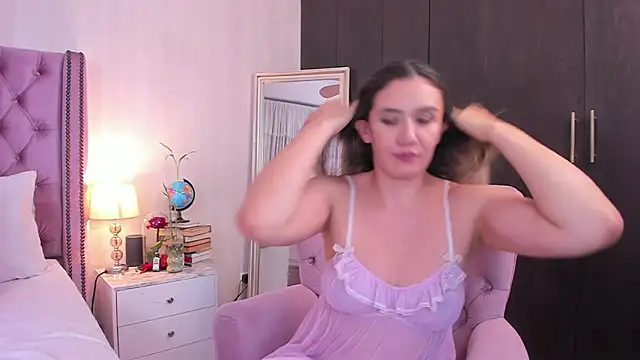 natashaleightt online show from 03.20.25