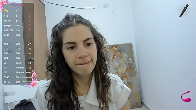 jessyegoldenn online show from 02.15.26