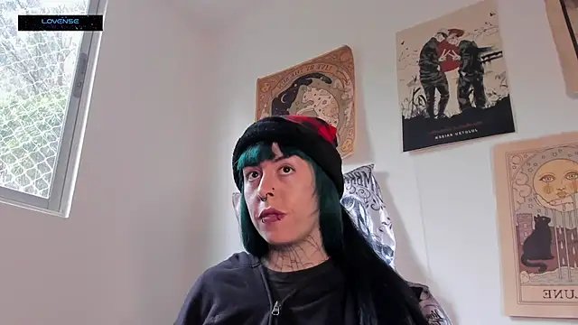 Hisato111 online show from 12.18.25