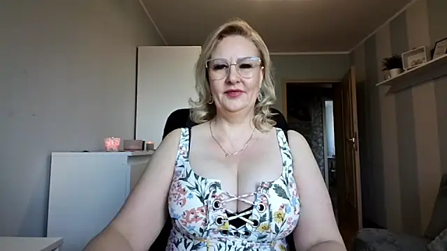 DianaLive online show from 04.01.26