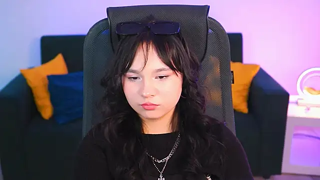 HanaWise online show from 02.25.25